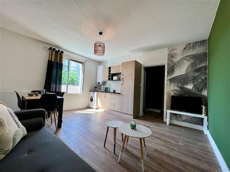 Apartament L Europe Montélimar Zewnętrze zdjęcie